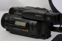 Відеокамера Sony CCD-TR2000E