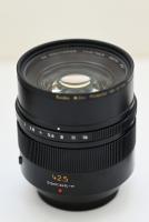Об'єктив Panasonic 42.5mm f/1.2 ASPH OIS Leica DG Nocticron M4/3